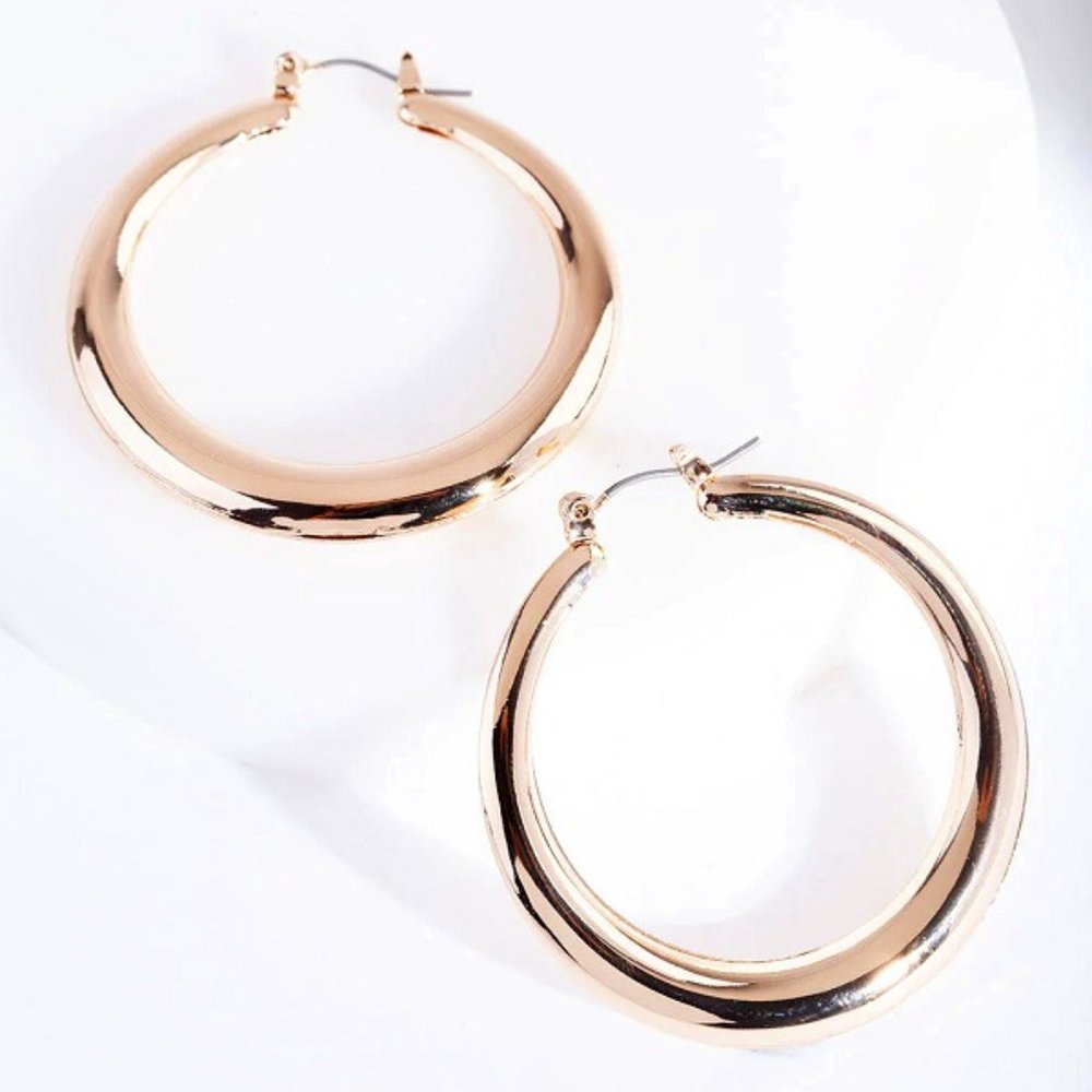 LOVISA Contemporary Gold Skinny to Wide Hoop Earrings**NEW!